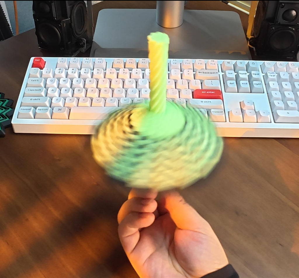 16-Layer Glow-in-the-Dark Spinning Fidget Toy for Adults – Black & Green Kinetic Desk Stress Relief