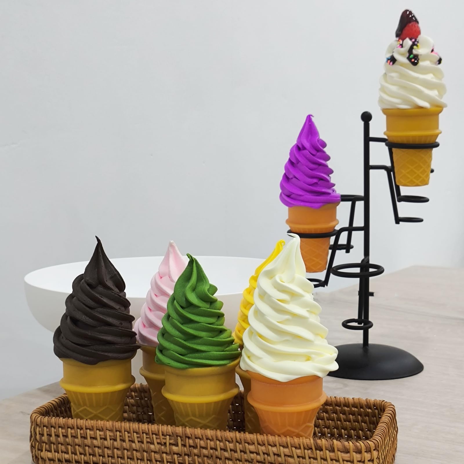 2 Pack Artificial Ice Cream Decor – Lifelike Fake Ice Cream Food Model for Photography, Party, and Home Display