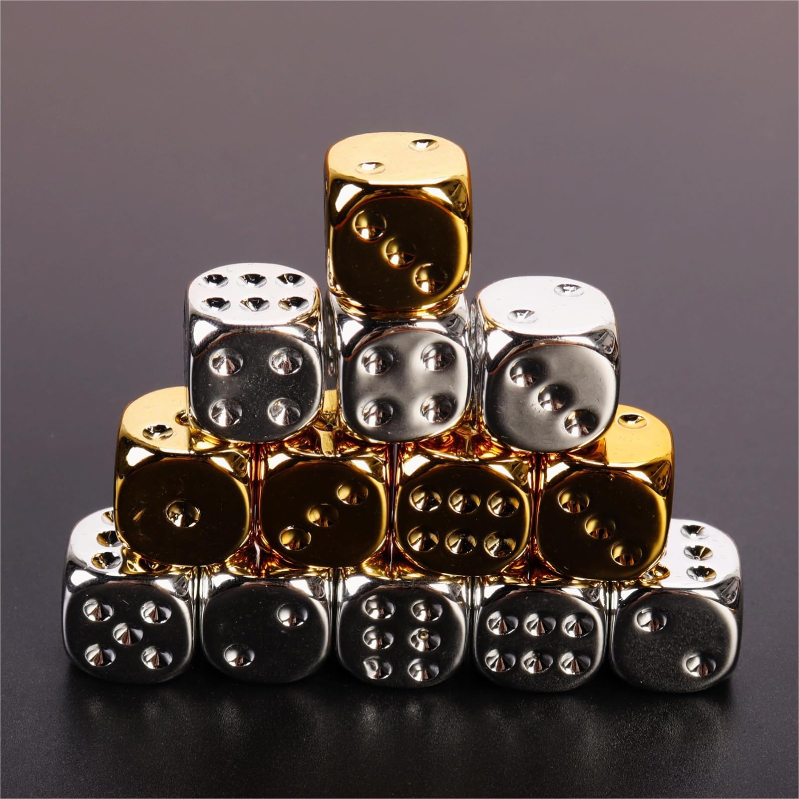 20-Piece 16mm Gold and Silver Plastic Dice Set – Rounded Corners for Tabletop Games, Teaching & Party Fun