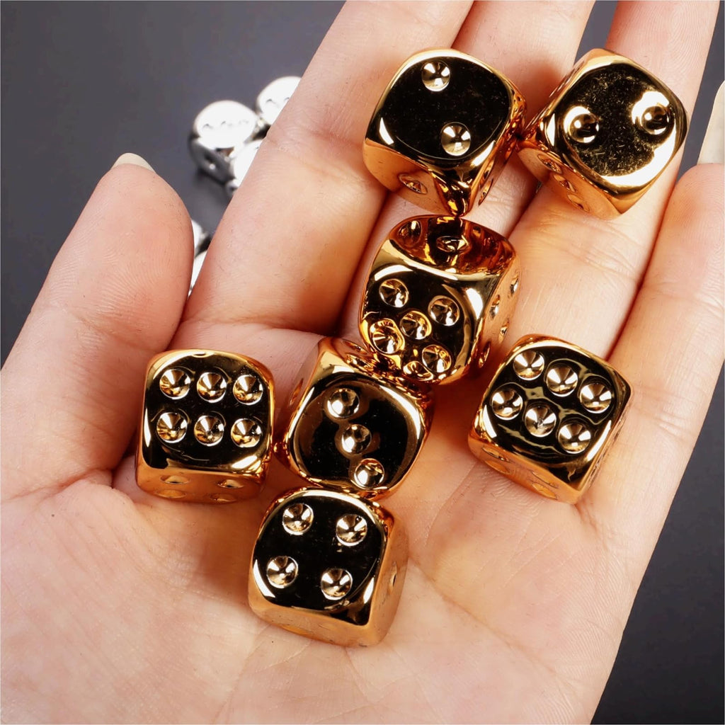 20-Piece 16mm Gold and Silver Plastic Dice Set – Rounded Corners for Tabletop Games, Teaching & Party Fun