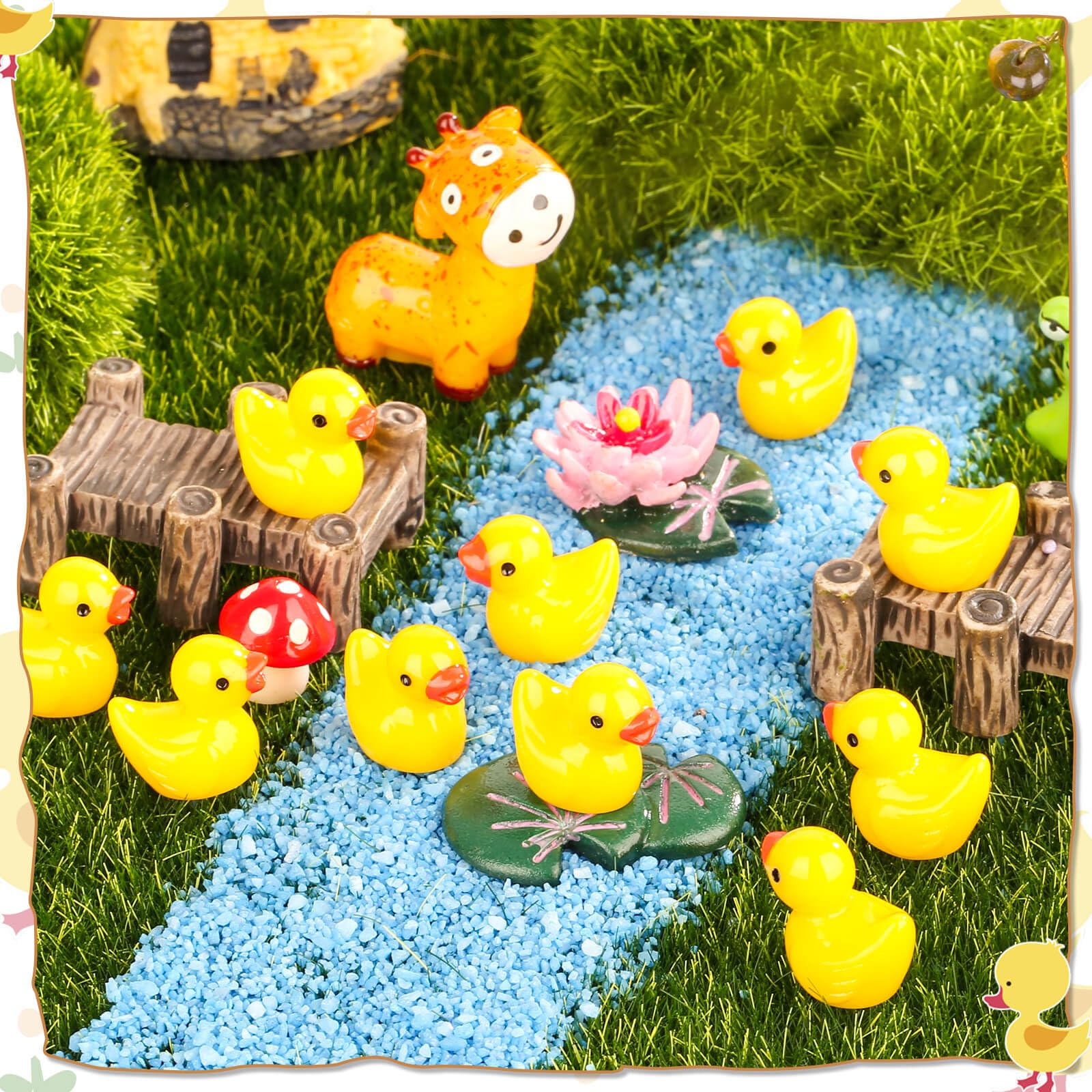 250 Mini Resin Ducks – Tiny Plastic Duck Charms for Dollhouse, Garden, Hide & Seek