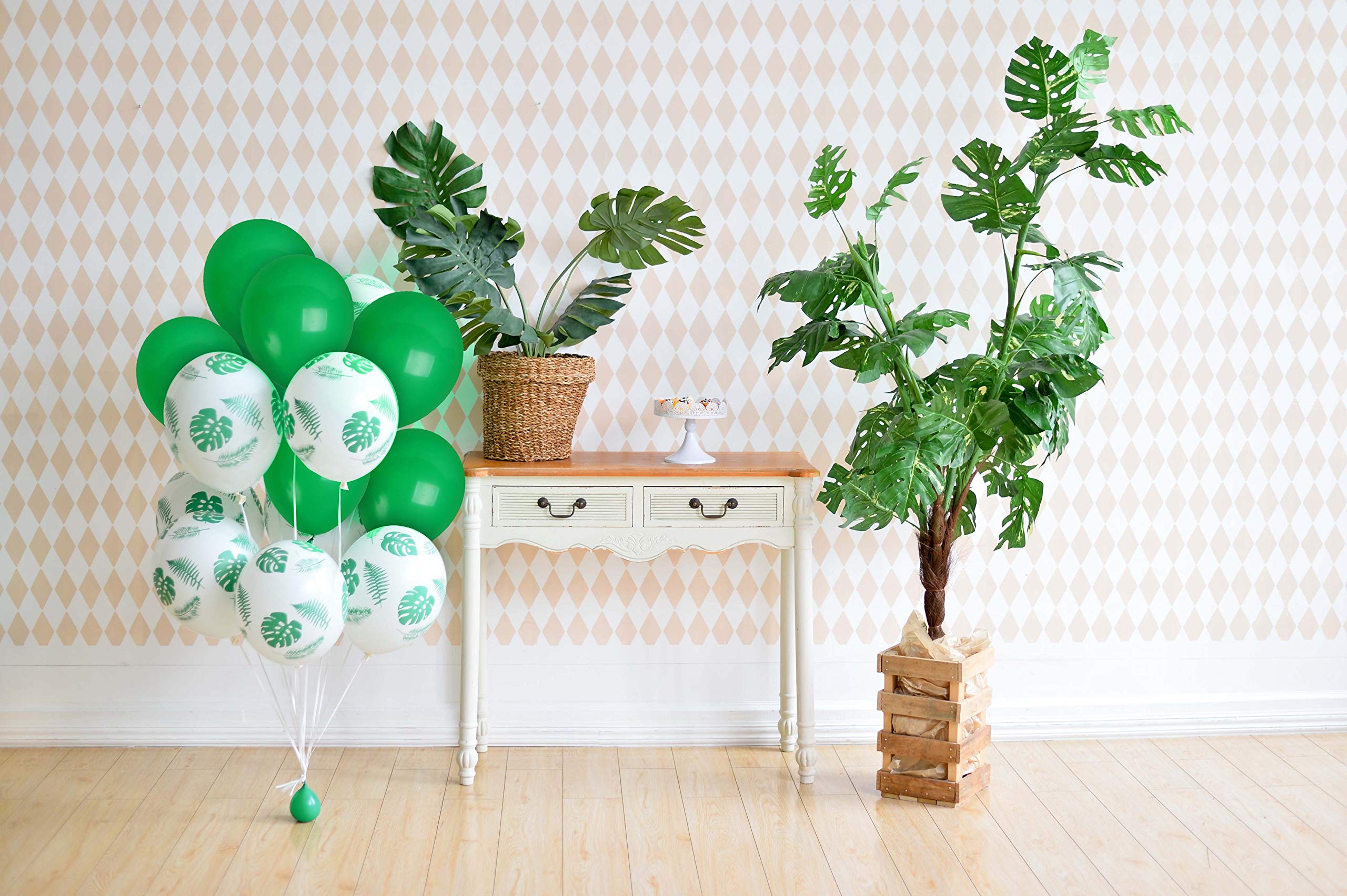 36 Emerald Green Latex Balloons 12 Inch – Dark Hunter Green Party Balloons with Ribbon by Treasures Gifted