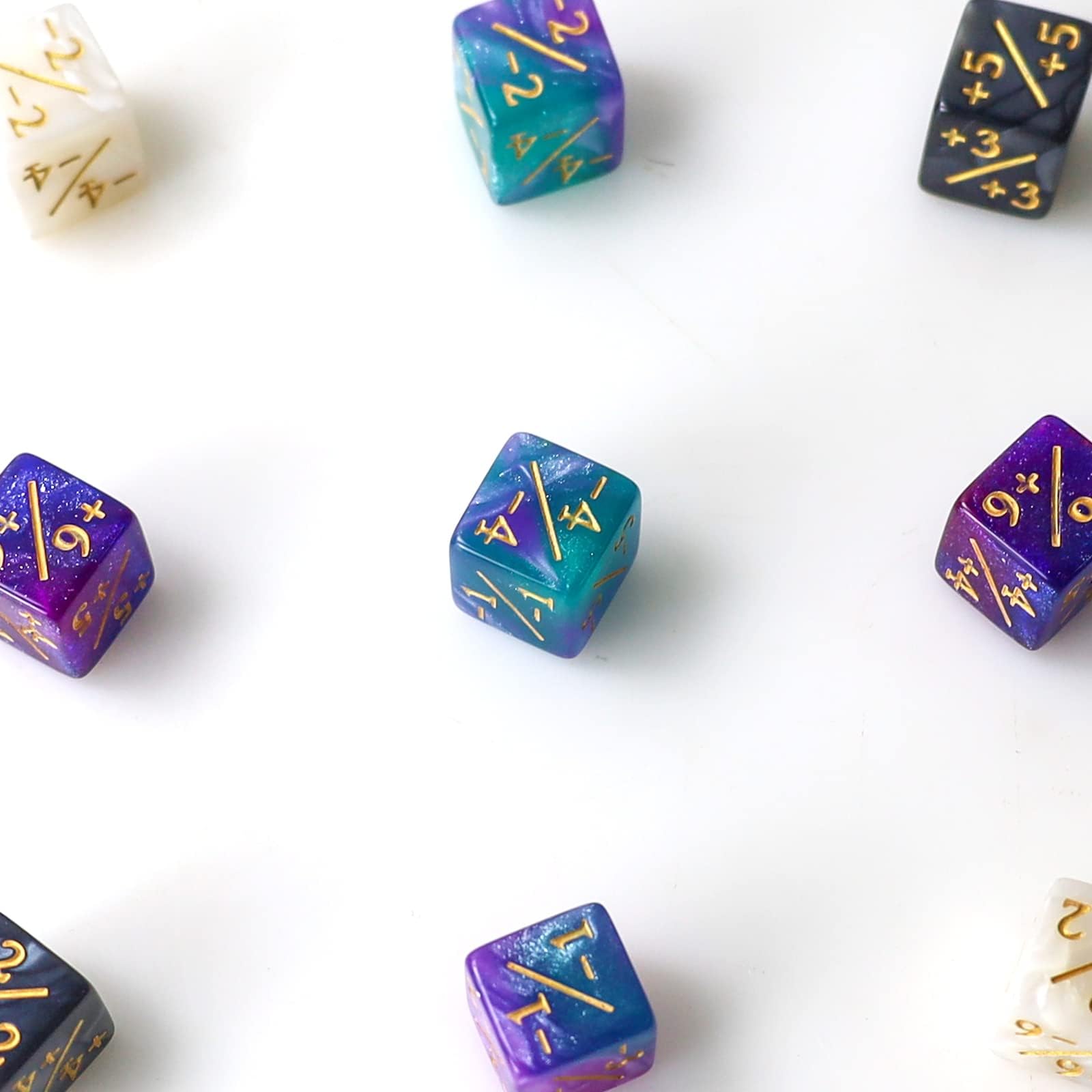 48 Glitter D6 Dice for MTG - Acrylic Marble Counters with Velvet Bag (Black/White & Blue/Purple)