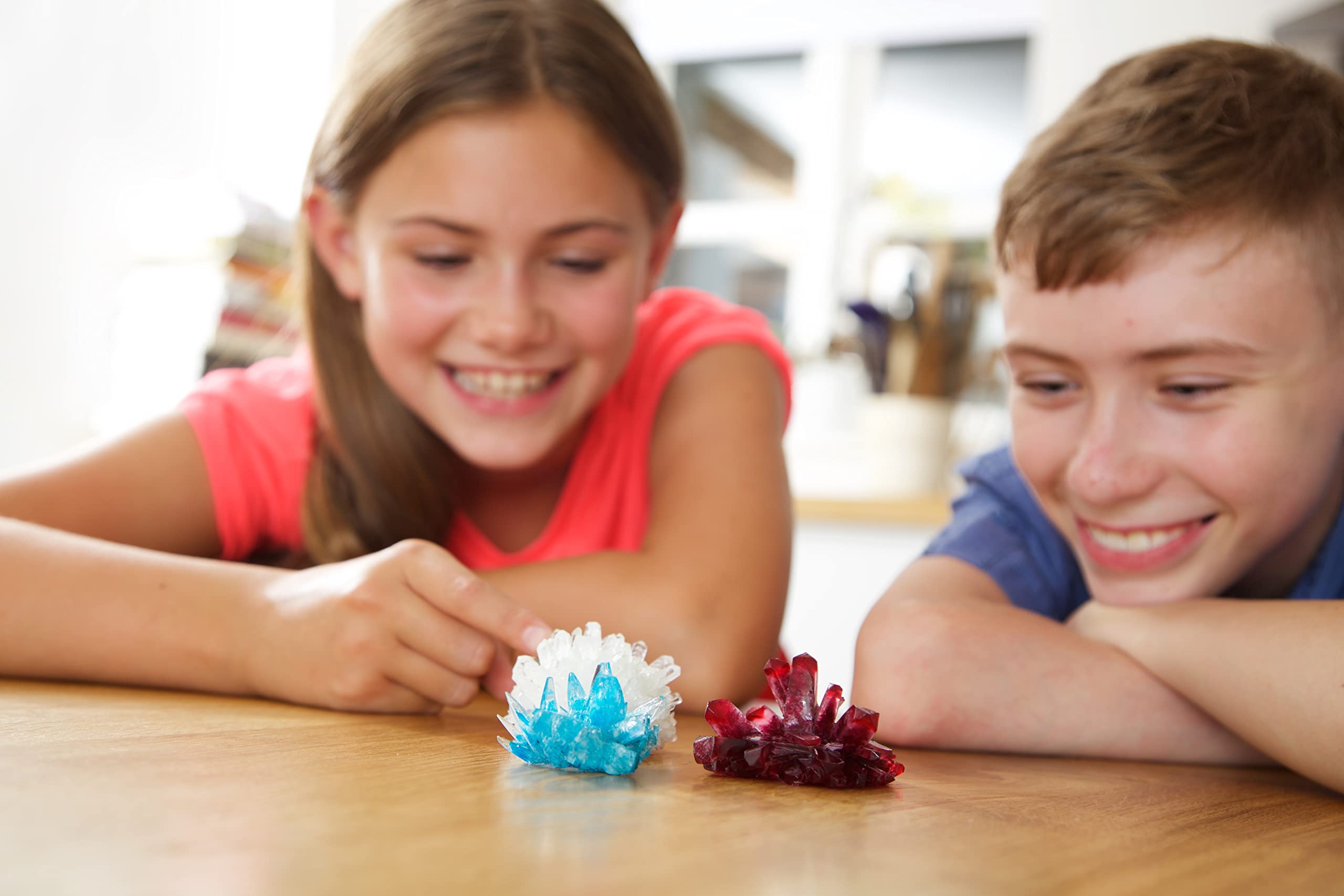4M Crystal Growing Science Kit – Grow 3 Colored Crystals at Home