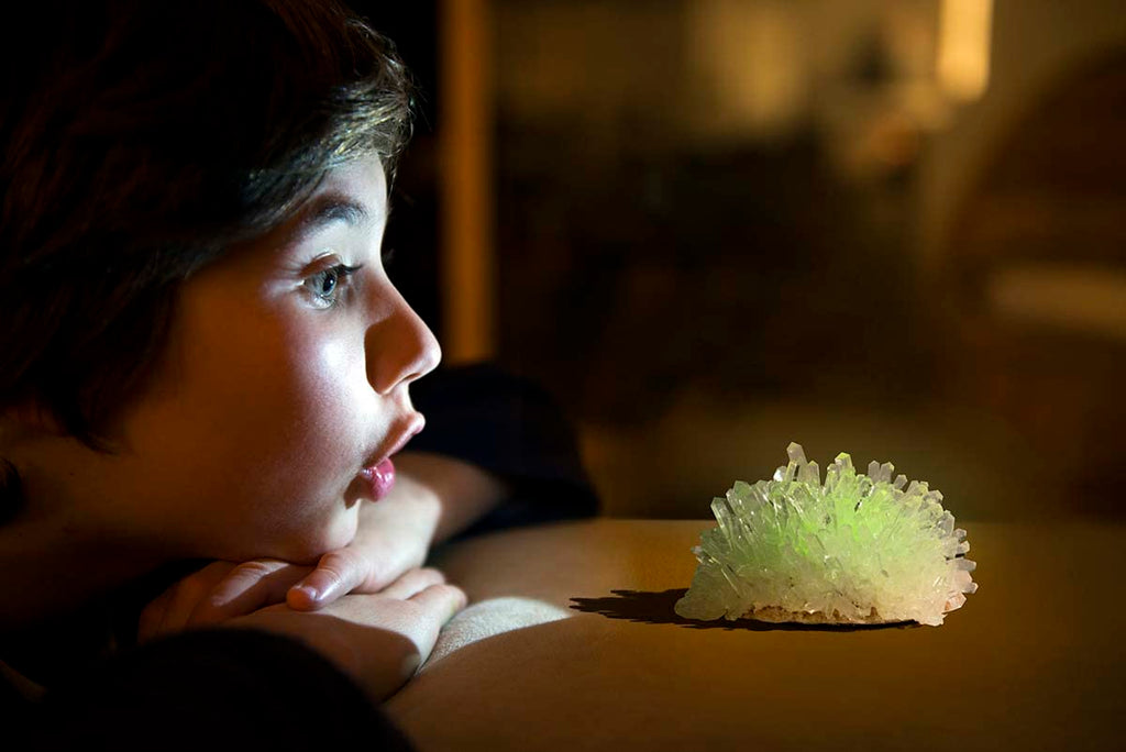 4M Glow Crystal Growing Kit – DIY STEM Science Experiment for Kids & Teens