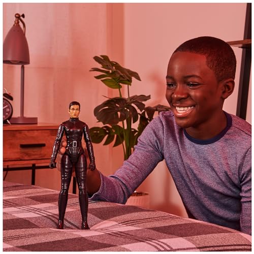 Selina Kyle 12-Inch Action Figure – The Batman Movie Collectible by DC Comics, for Kids Ages 3+