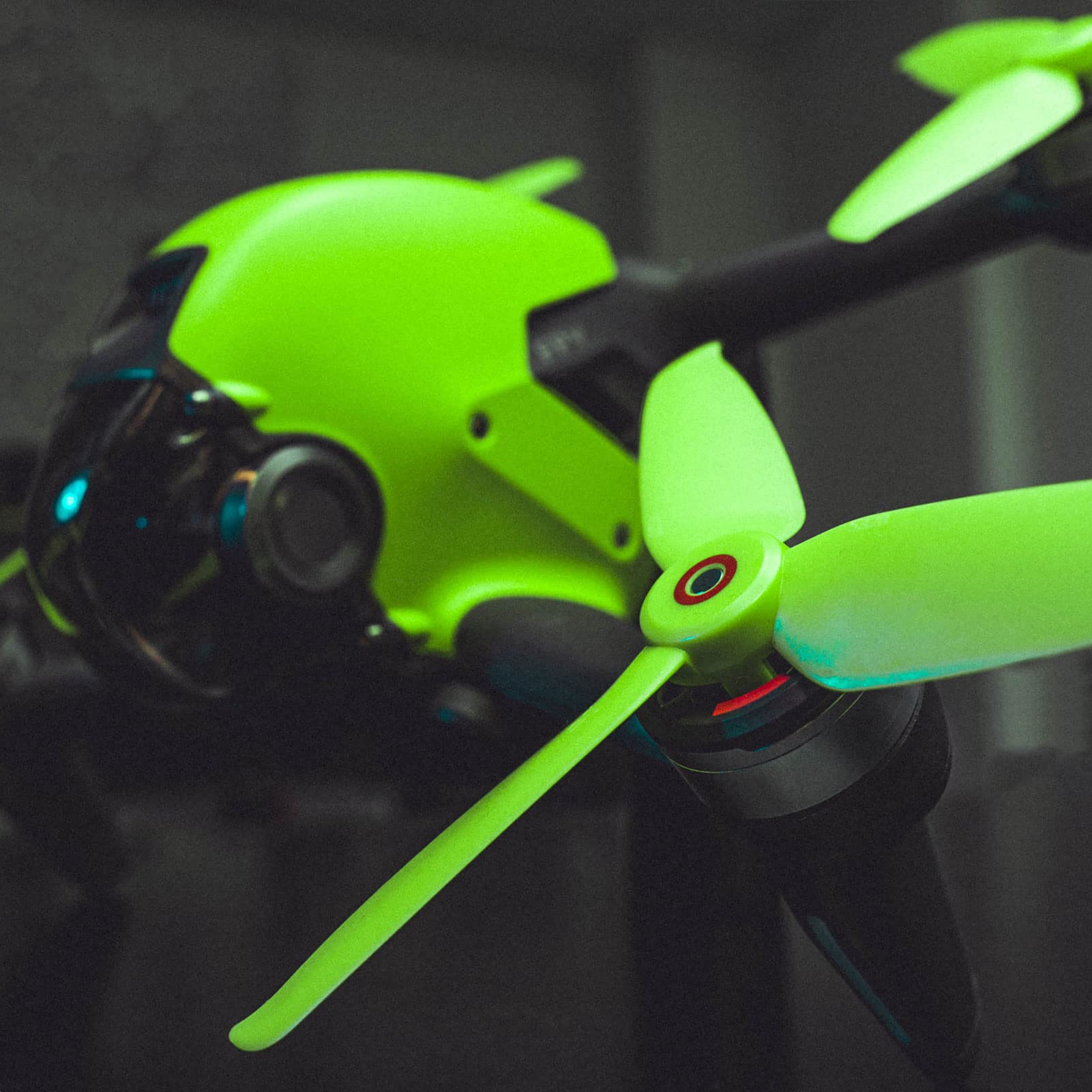 AFOIS 5328 Propellers for DJI FPV Drone (8-Pack) - Low Noise Quick-Release Green PC Blades