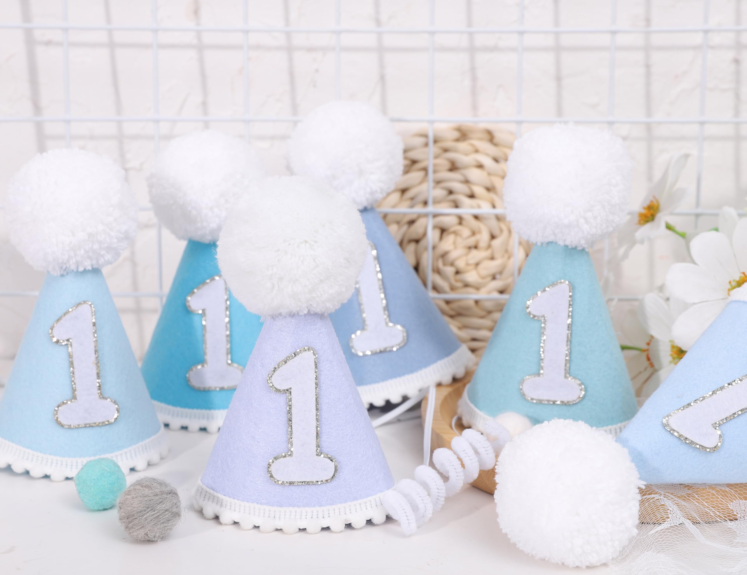 AOQURE 1st Birthday Cone Hat – Felt Party Crown with Pom Poms for Baby's Cake Smash