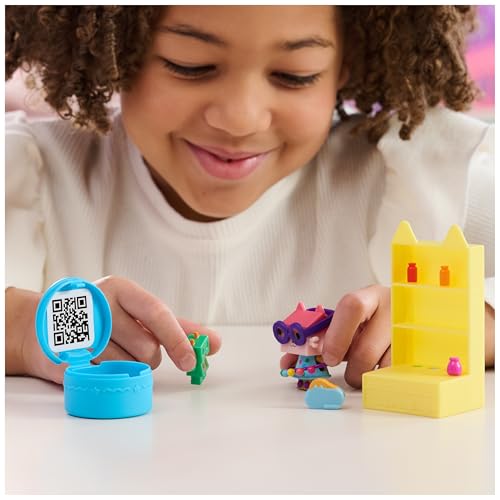 Baby Box Cat Bobble Figure with Craft Shelf & Surprise Accessories, Gabby's Dollhouse