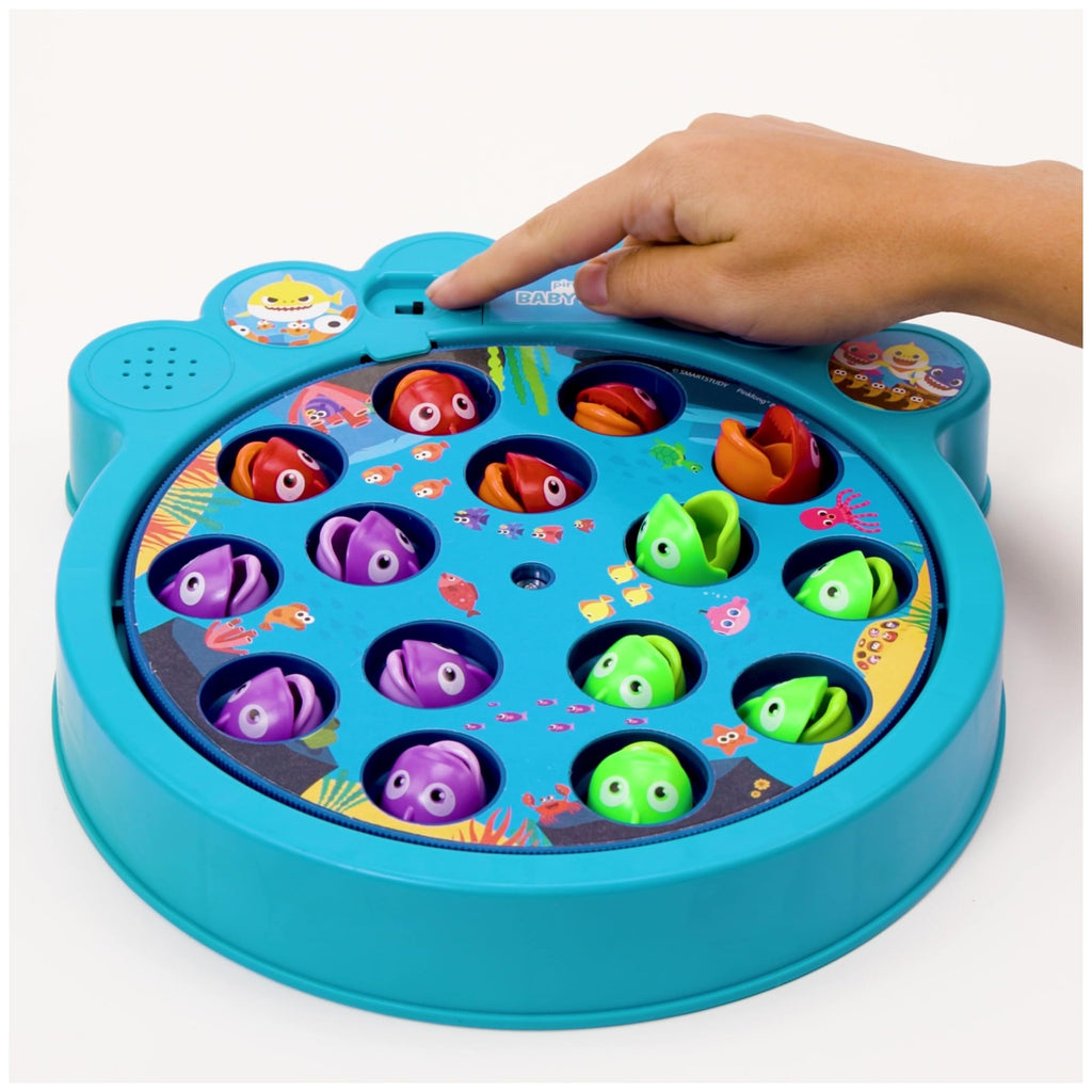 Baby Shark Let's Go Hunt Musical Fishing Game – Spin Master Preschool Board Game for 2-4 Players, Ages 4+