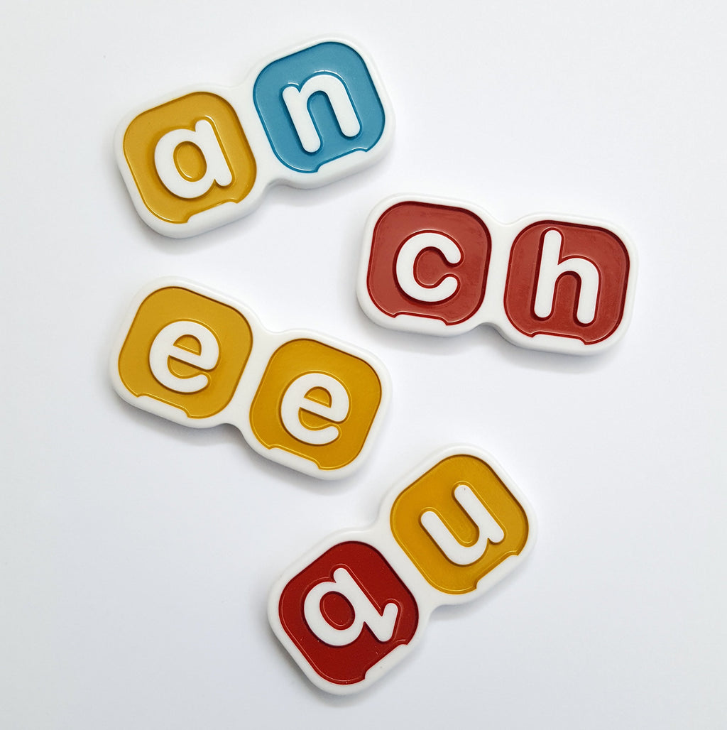 Bananagrams My First Spelling Game – 80 Letter Tiles + 13 Combo Tiles – Ages 4+