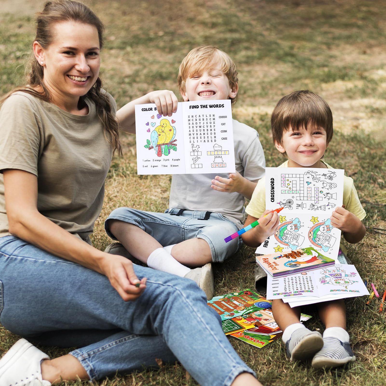BenLouis 24 Mini Activity Books for Kids Ages 4-12 - Assorted Puzzles, Mazes, Coloring Pages - Party Favors, Goodie Bag Stuffers