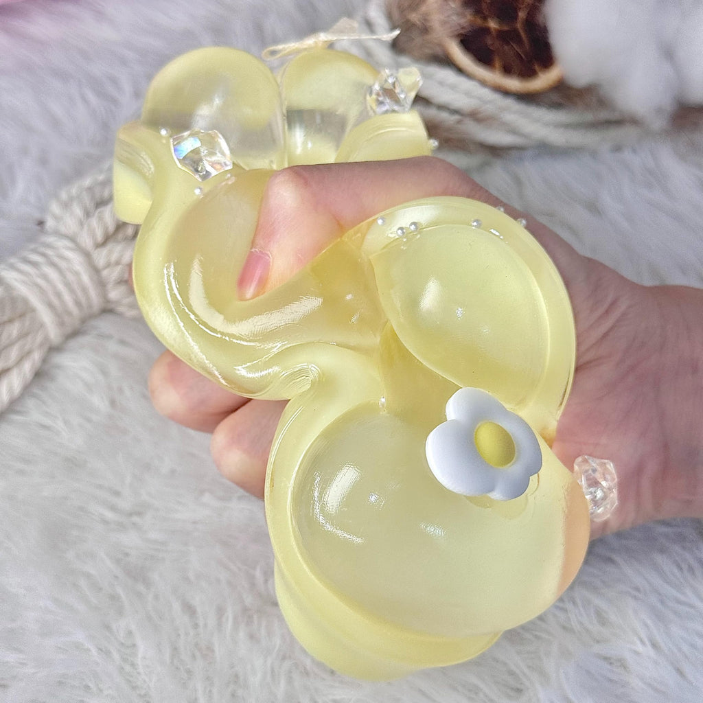 Big Taba Squishy Cat Paw – 5-Inch Yellow Squeeze Toy for Stress Relief & Fidgeting