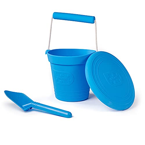 Bigjigs Toys Silicone Frisbee Flying Disc for Kids - Ocean Blue Flexible Beach Toy