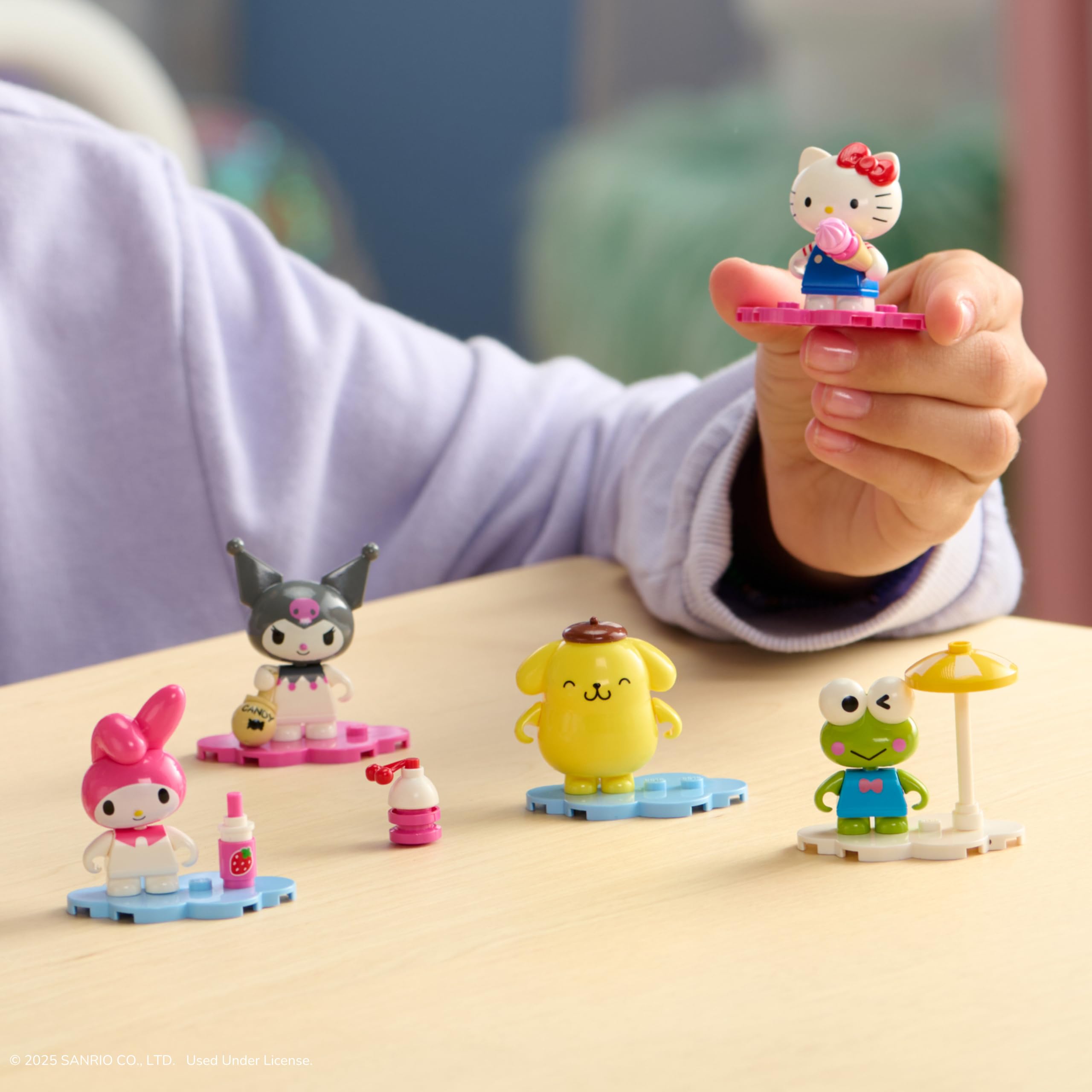 BLDR Hello Kitty and Friends Minifigures 6-Pack – Buildable Figures with Accessories – Amazon Exclusive