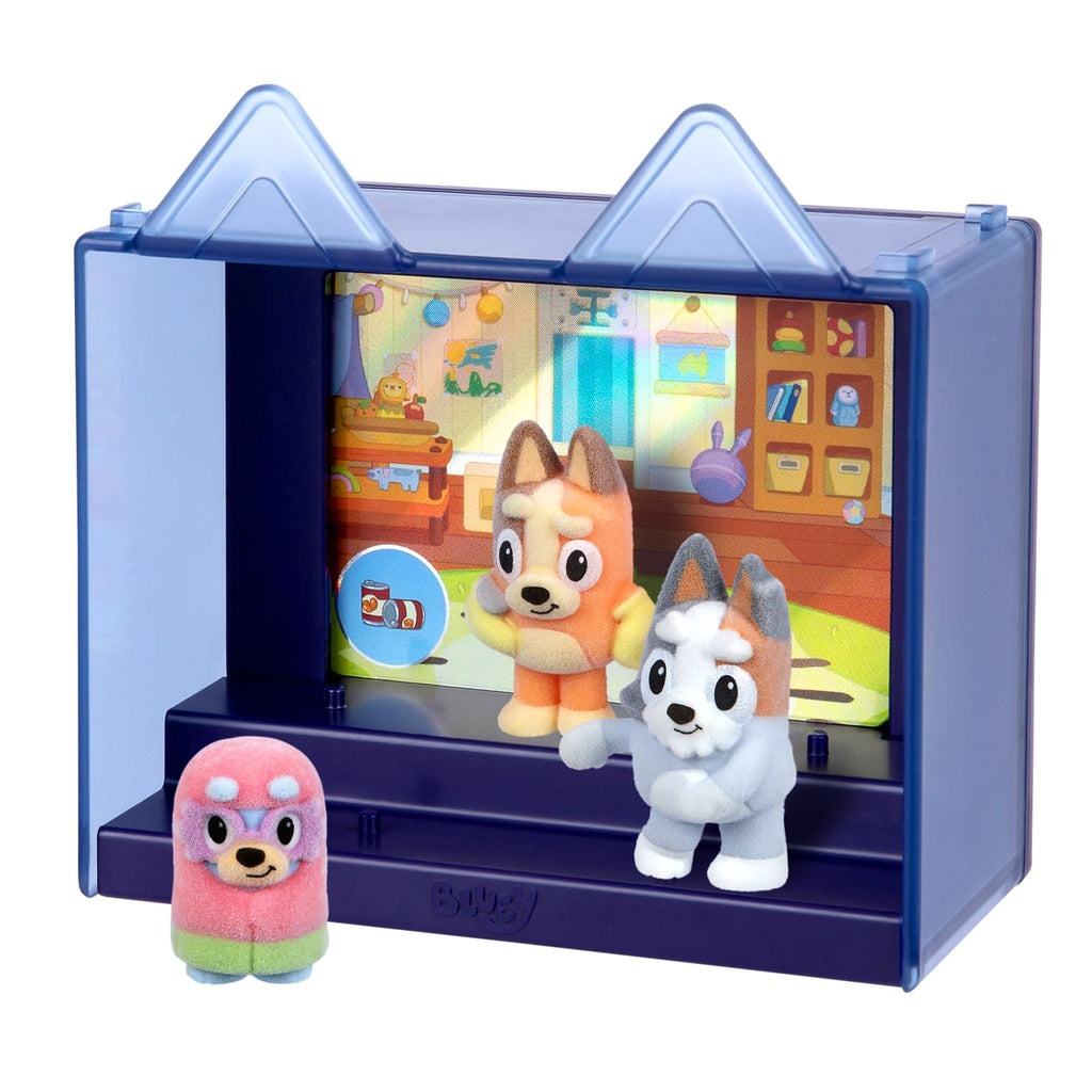 Bluey Fuzzies Episode Pack: Grannies – 3 Flocked Mini-Figures, Display Case, and Trading Card