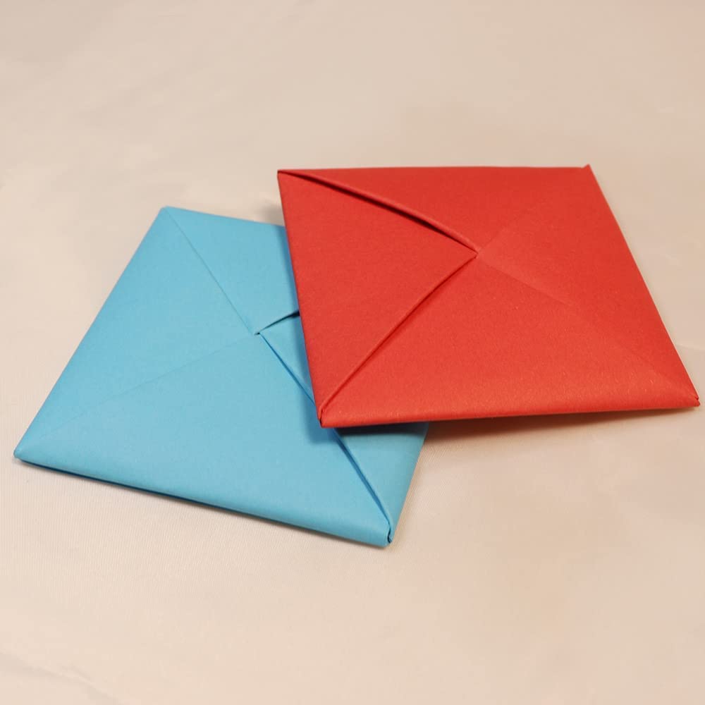 BOBOLUNA Ddakji Paper Flip Toy – 2 Blue & Red Cardboard Game Sheets for Role-Playing
