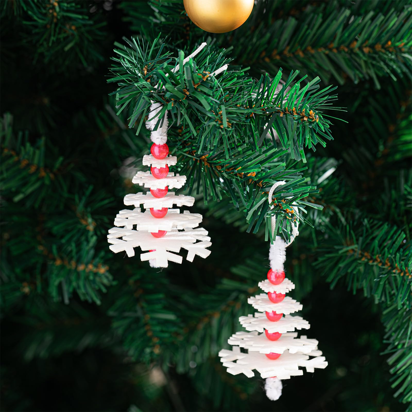 Buryeah 50 Sets Felt Snowflake Ornament Craft Kit – DIY Christmas Decorations with Beads, Stems & Ribbons