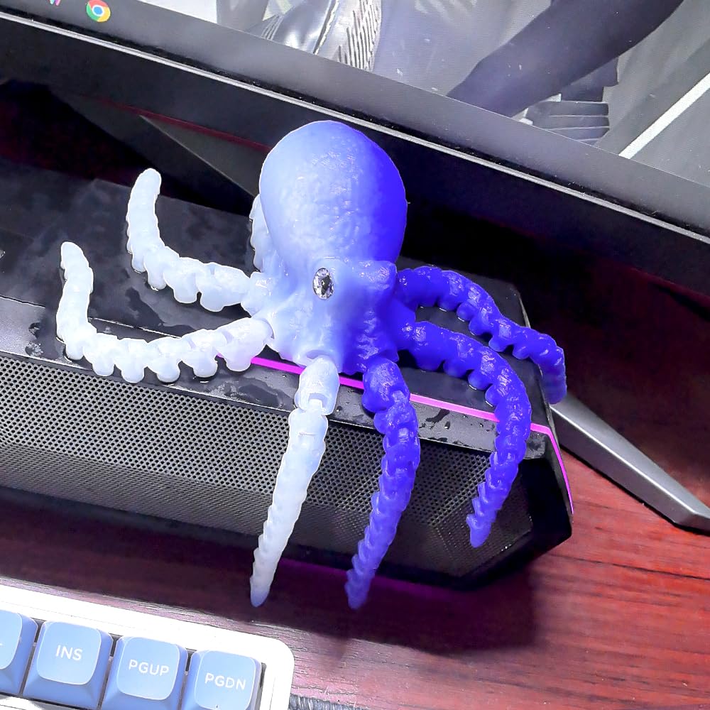 Color-Changing 3D Printed Octopus Fidget Toy – Blue to White, Temperature Sensitive, PLA Desk Decor