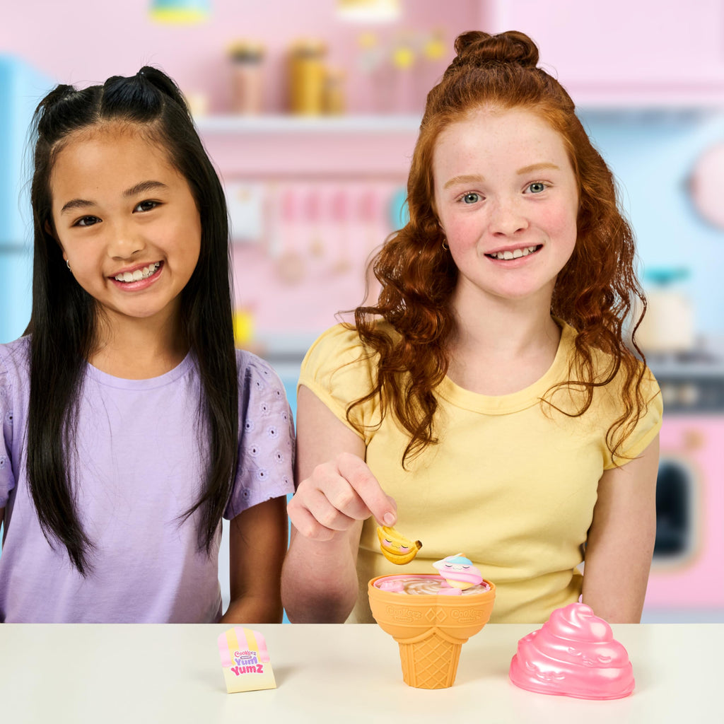 Cookeez Makery Yum Yumz Twin Pack – 2 Scented Surprise Plush Pets in a Customizable Ice Cream Cone
