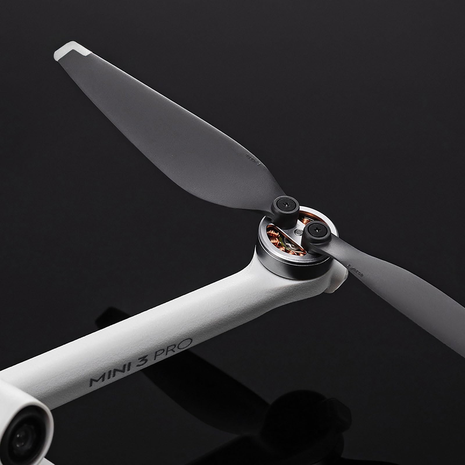 Craznick 32-Pack Replacement Propellers for DJI Mini 4 Pro/Mini 3 Pro – Low Noise, Quick Install with Screws & Tools