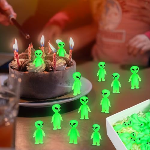 CroBlissful 50-Pack Glow-in-the-Dark Mini Alien Figurines - Green Tiny Aliens for Party Favors, Prank Toys, and Hide-and-Seek Games