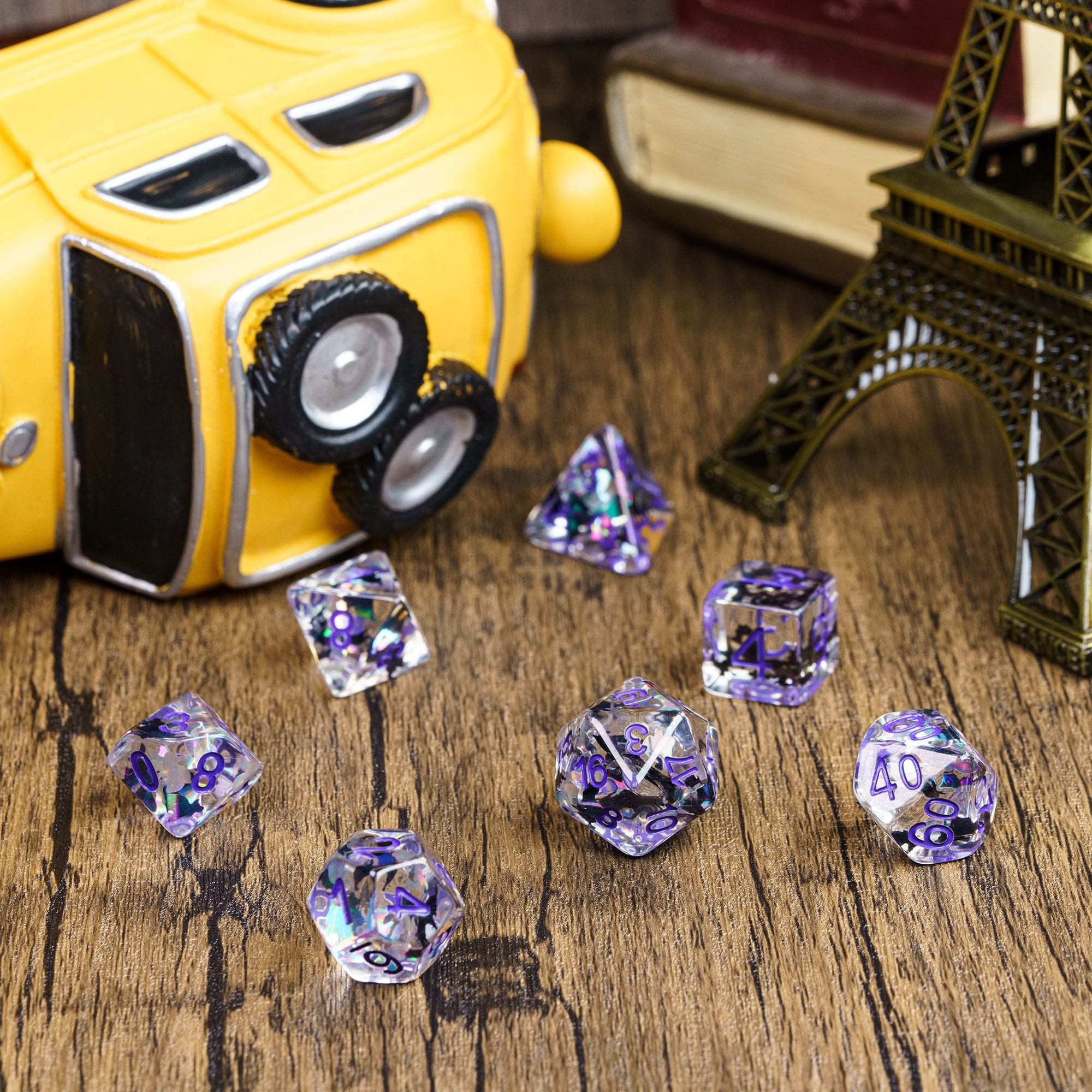 Cusdie 7-Die DND Dice Set – Transparent Resin Polyhedral Dice with Glitter Cat Inclusions (Black and White Cat, Purple Ink)