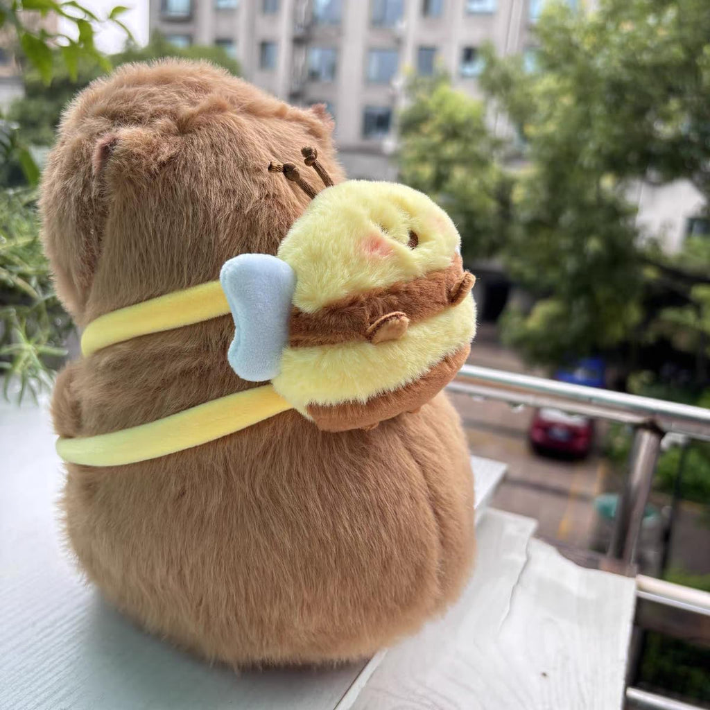 Ditucu 9-Inch Cute Capybara Plush with Bee Backpack – Soft Stuffed Animal Toy for Kids