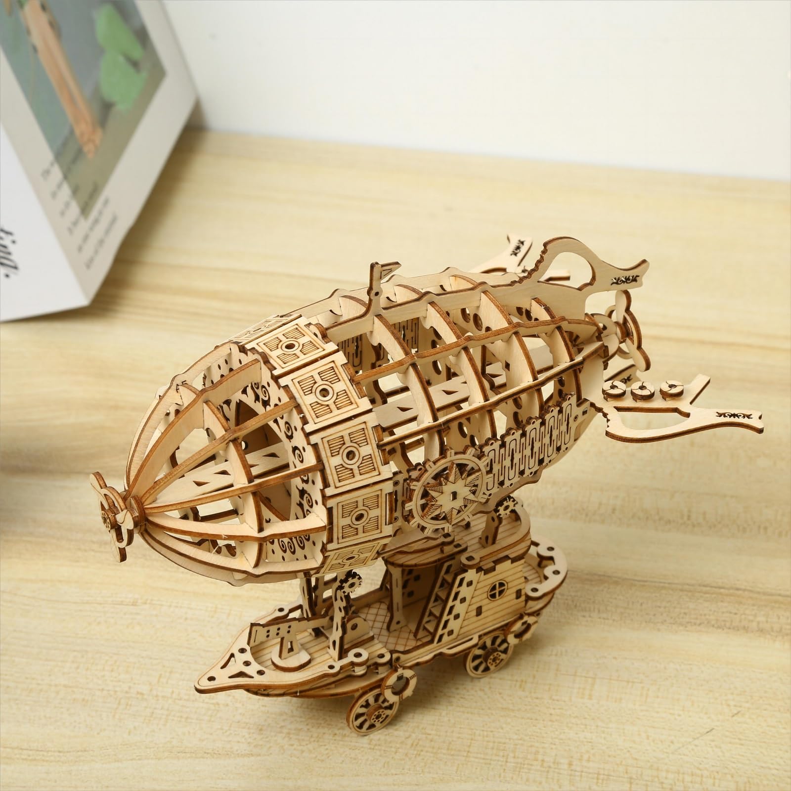 DIY Airship 3D Wooden Puzzle Kit – 160-Piece Brainteaser for Adults and Teens