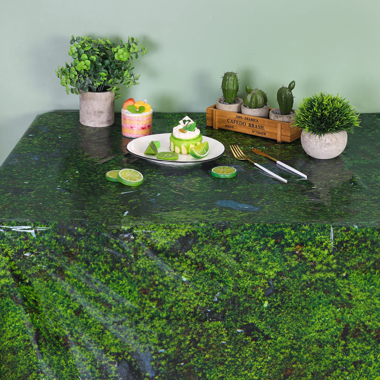durony 2 Pack Green Moss Pattern Plastic Tablecloths 108x54 Inch Waterproof Party Table Covers for Nature Theme
