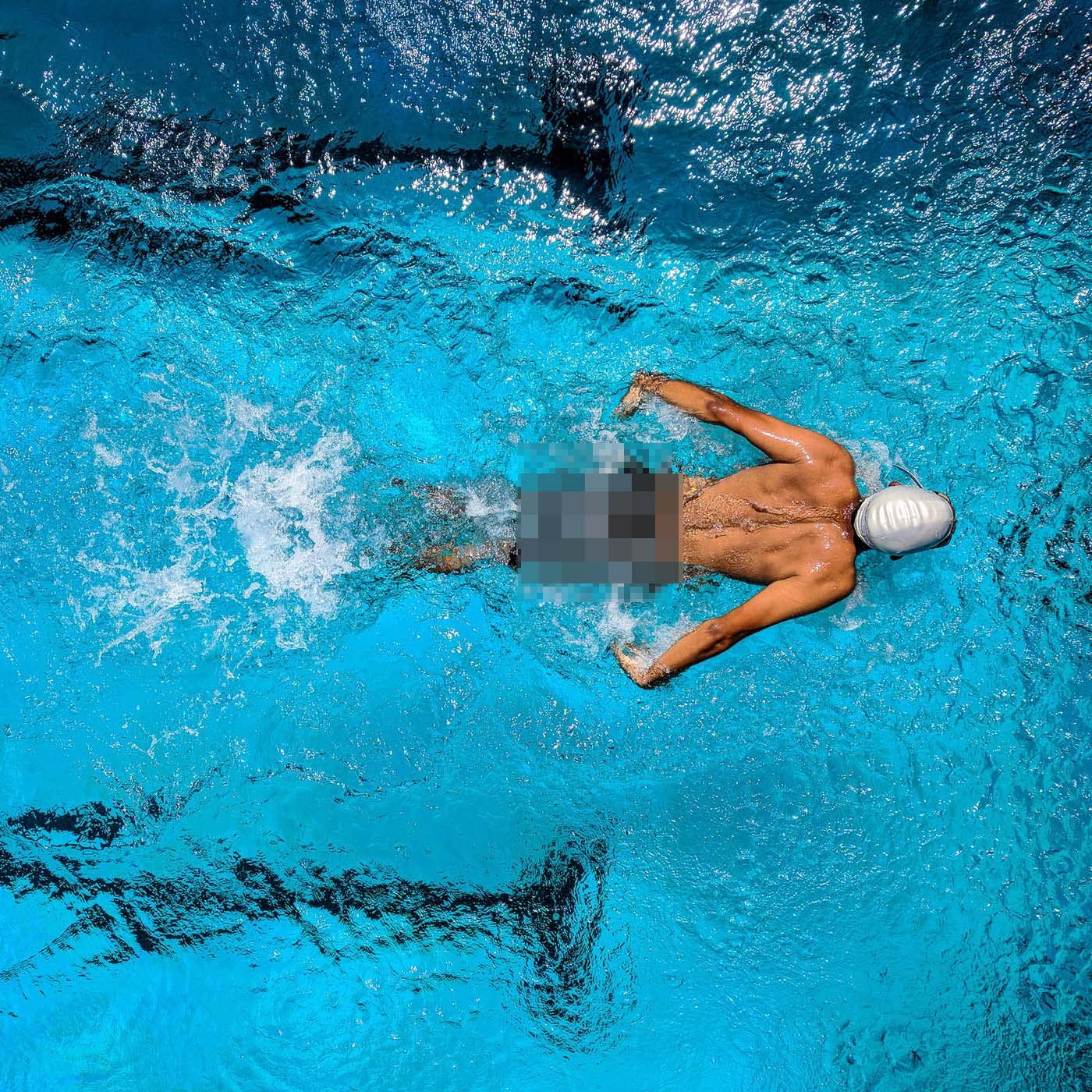 Emosua Dissolving Swim Trunks – Prank Gift That Disappears in Seconds