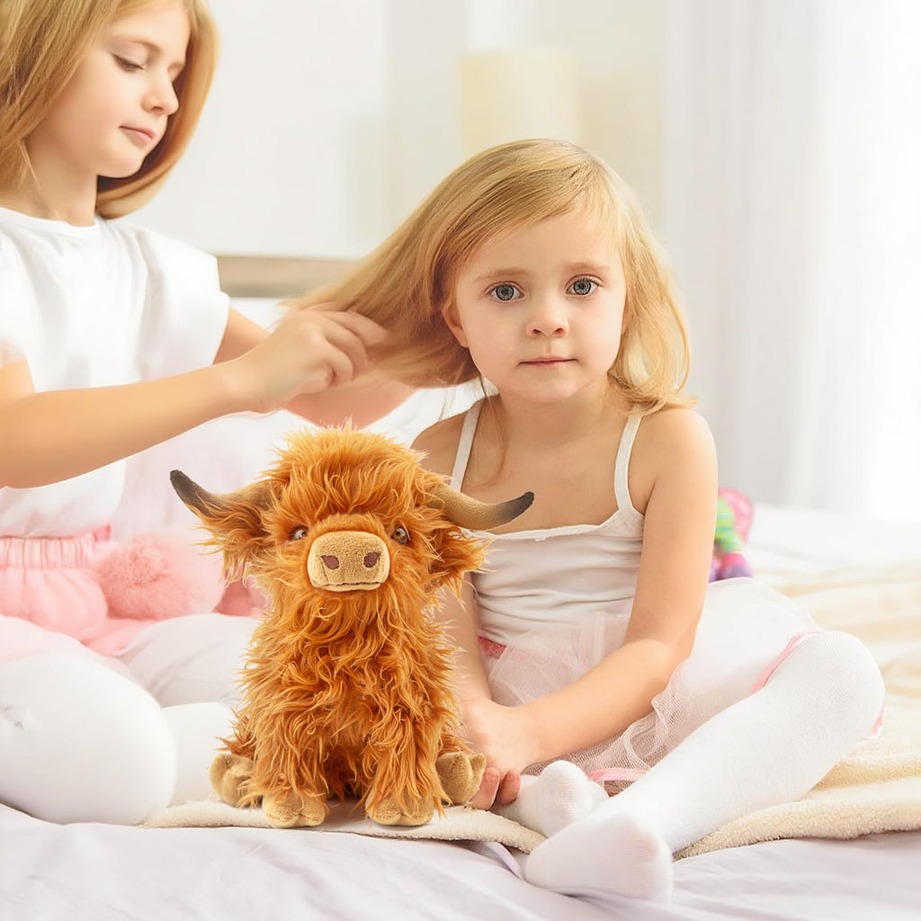 FSUGT Highland Cow Plush Toy – 10.5-Inch Soft Scottish Cow Stuffed Animal, Long-Horned Fluffy Farm Animal Decor for Kids and Adults (Brown Cow)