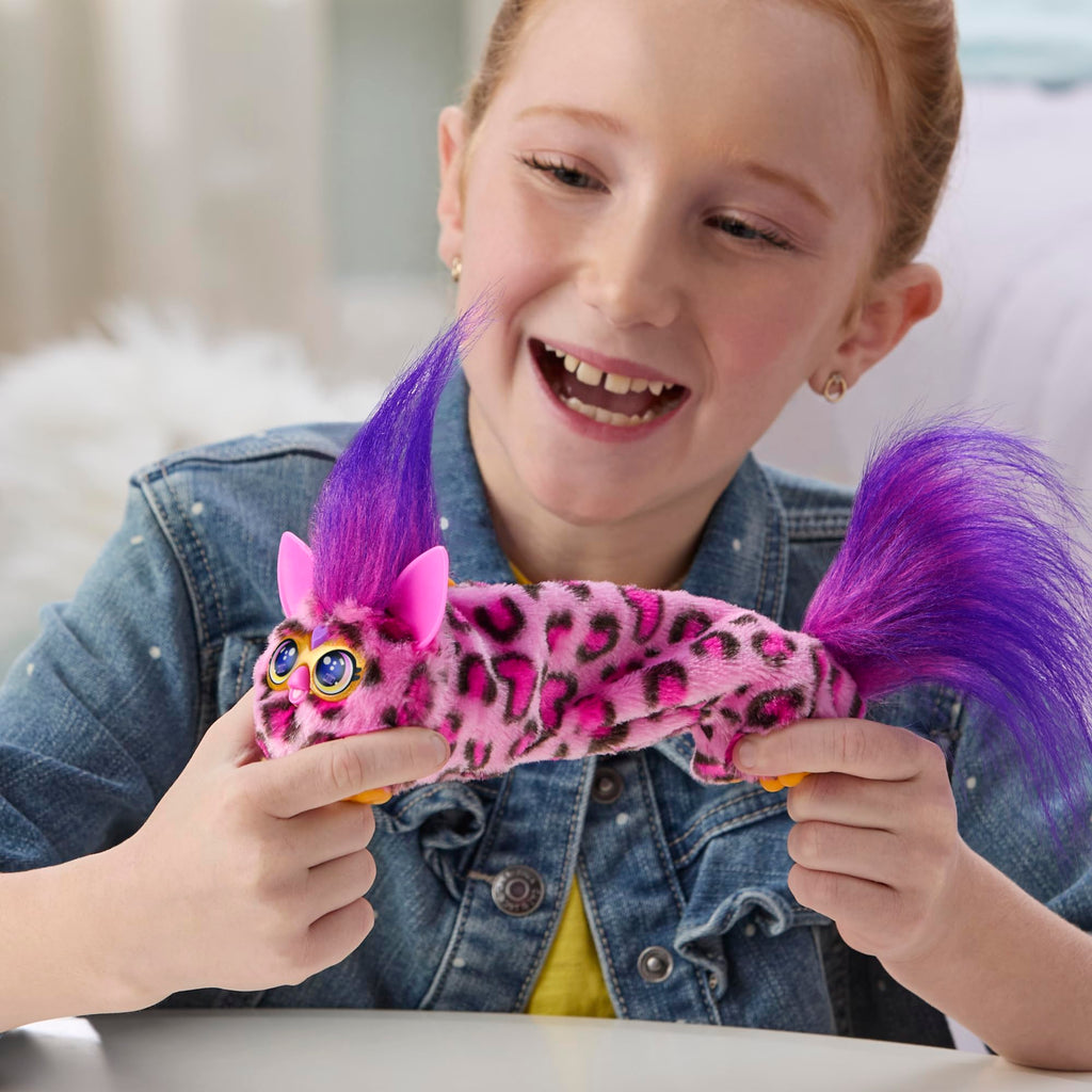 Furby DJ Furblet Kitt-Ee-Luv – Mini Electronic Plush Toy with Stretchable Body, Music & Furbish Sounds, Pink Cheetah Print, for Kids 6+
