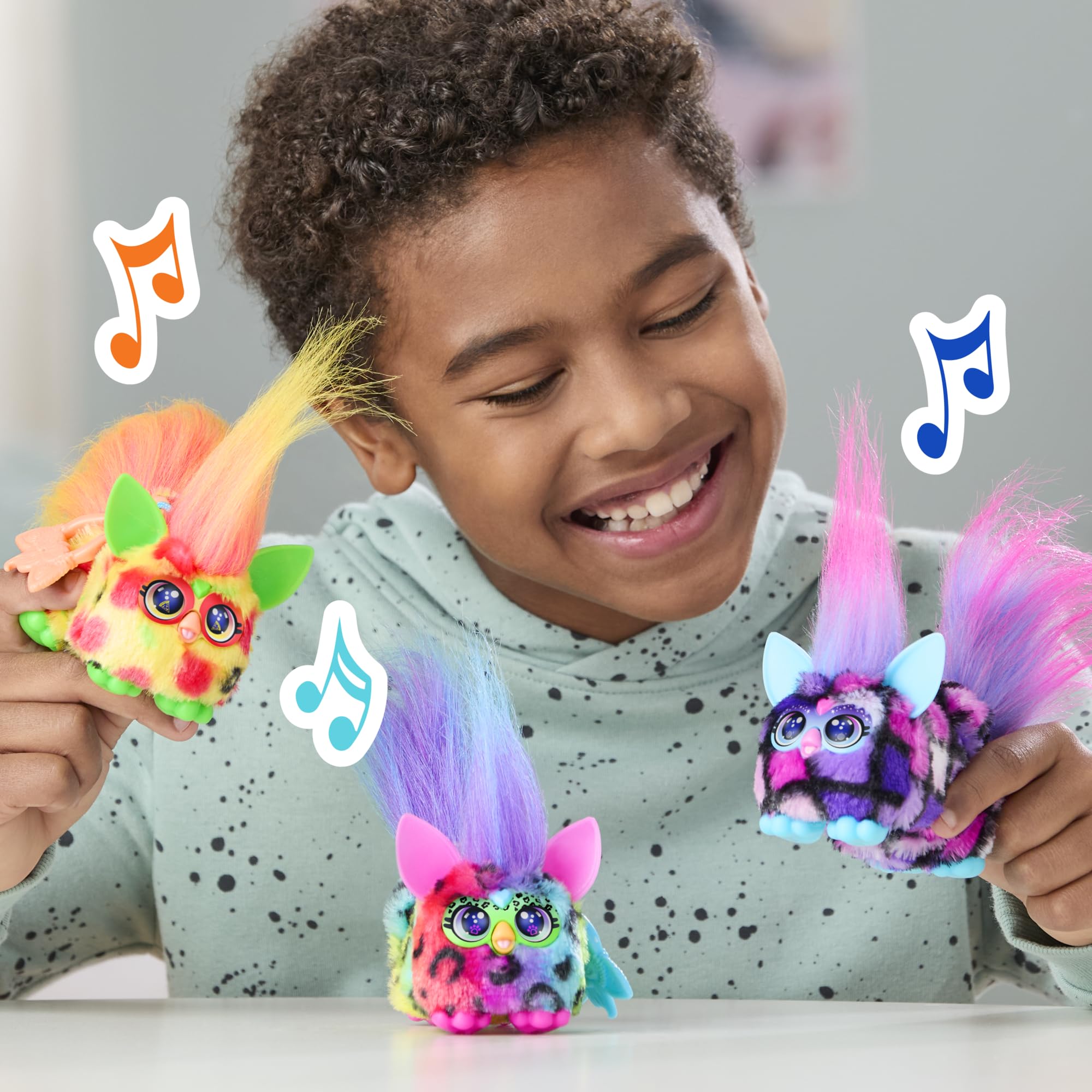 FURBY DJ Furblets Pepp-Oh-Roni: Stretchy Mini Plush Toy with Sound Effects and Furbish Language