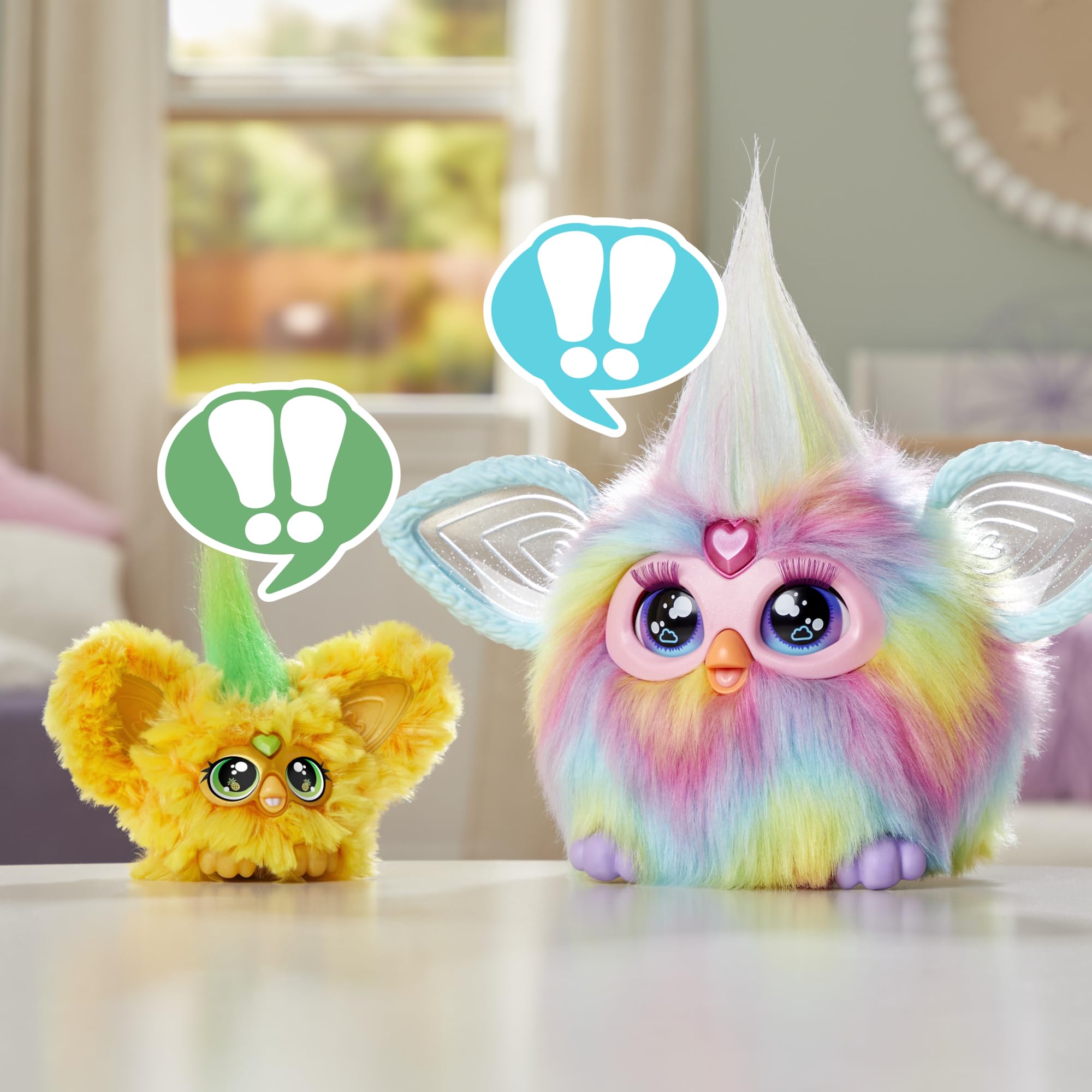Furby Furblets Hoo-Lah Pineapple Mini Friend – 45+ Sounds, Speaks Furbish, Keychain Clip for Kids Ages 6+