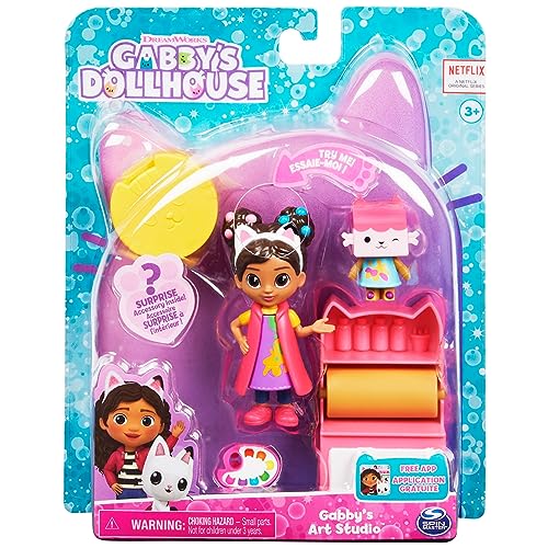 Gabby's Dollhouse Art Studio Set – Includes Gabby Girl Figure, Baby Box Cat, Art Cabinet & Mystery Accessory, for Kids Ages 3+