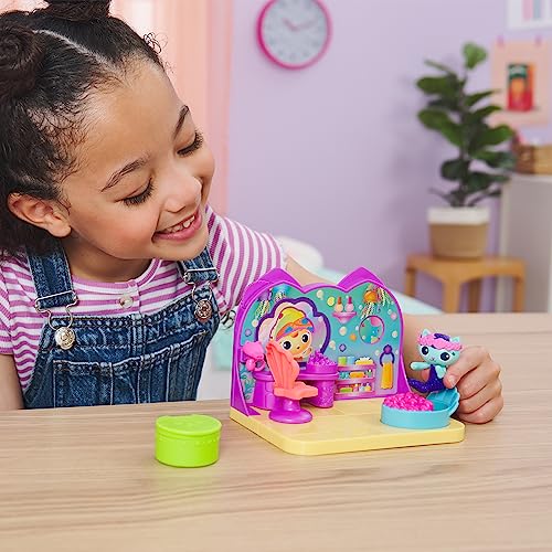 Gabby’s Dollhouse MerCat’s Spa Room Playset with Figure and Accessories