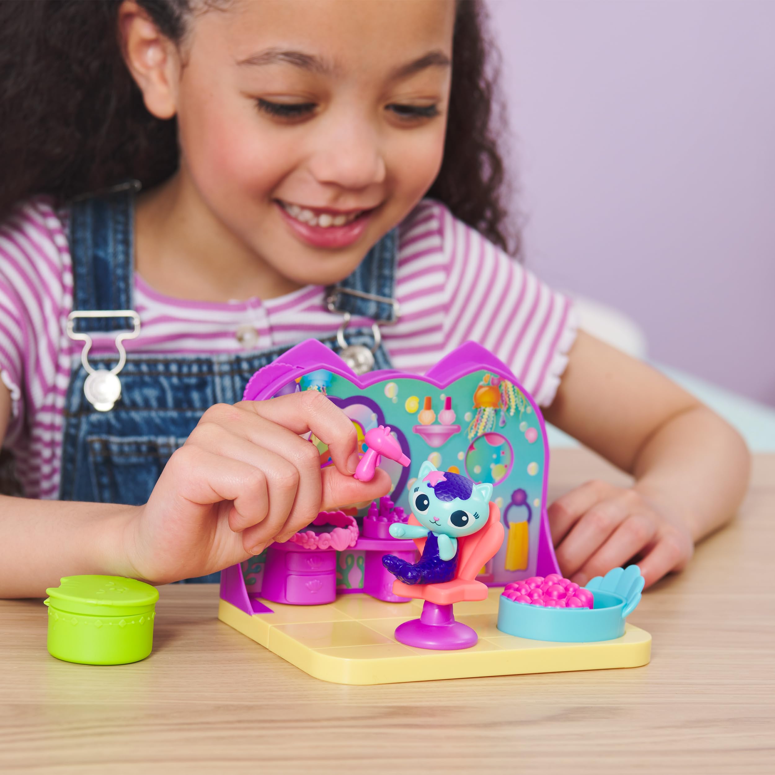 Gabby’s Dollhouse MerCat’s Spa Room Playset with Figure and Accessories