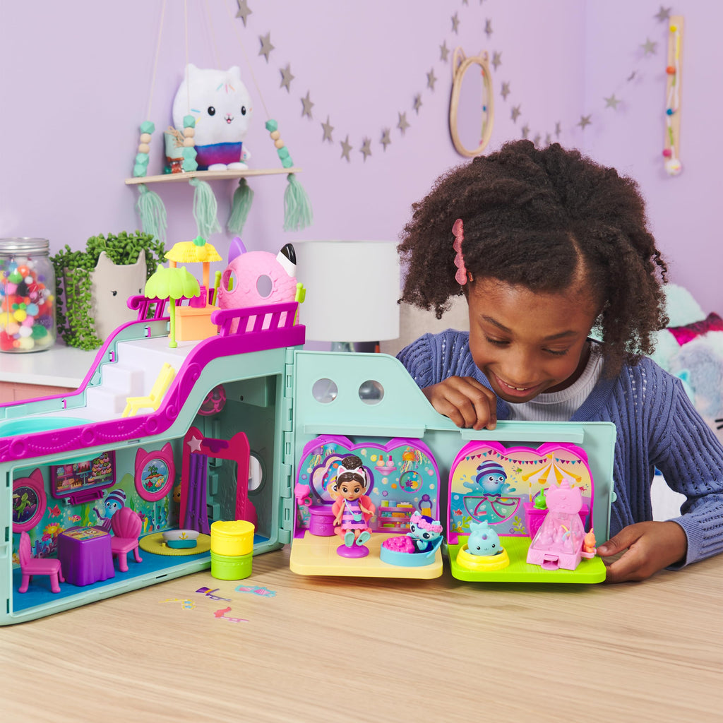 Gabby’s Dollhouse MerCat’s Spa Room Playset with Figure and Accessories