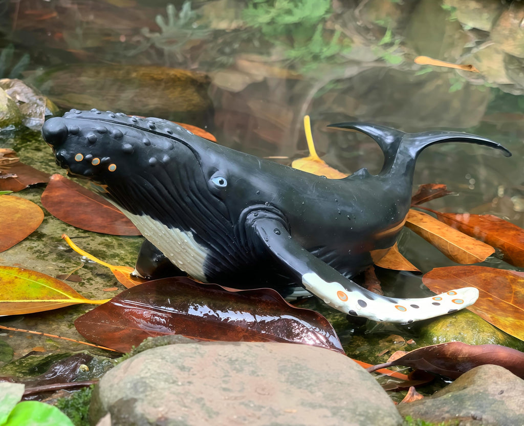 Gemini&Genius Humpback Whale Action Figure – Soft Rubber Orca Toy for Bath, Beach, and Cake Decor