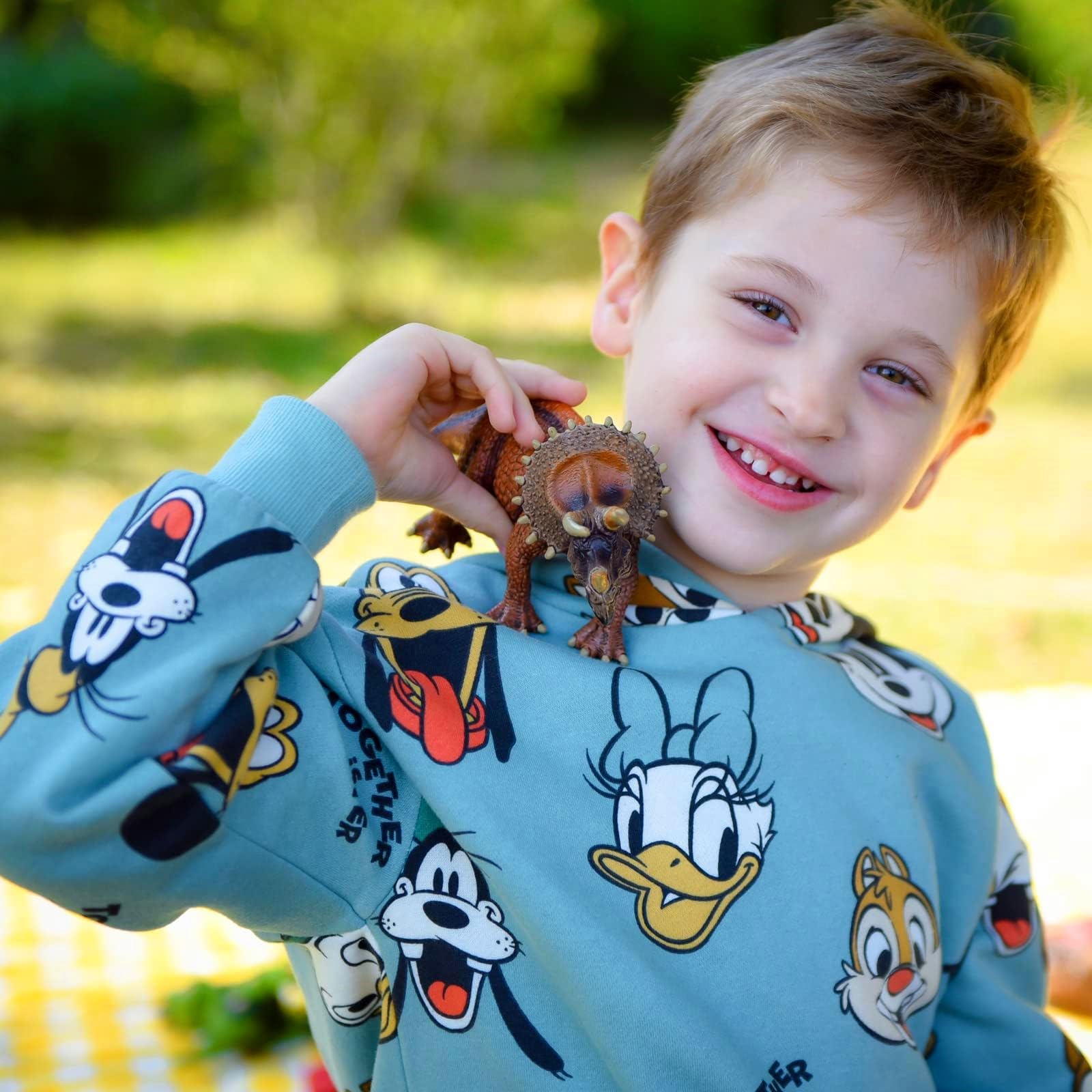 Gemini&Genius Triceratops Action Figure – Hand-Painted Dinosaur Toy in Durable ABS Plastic