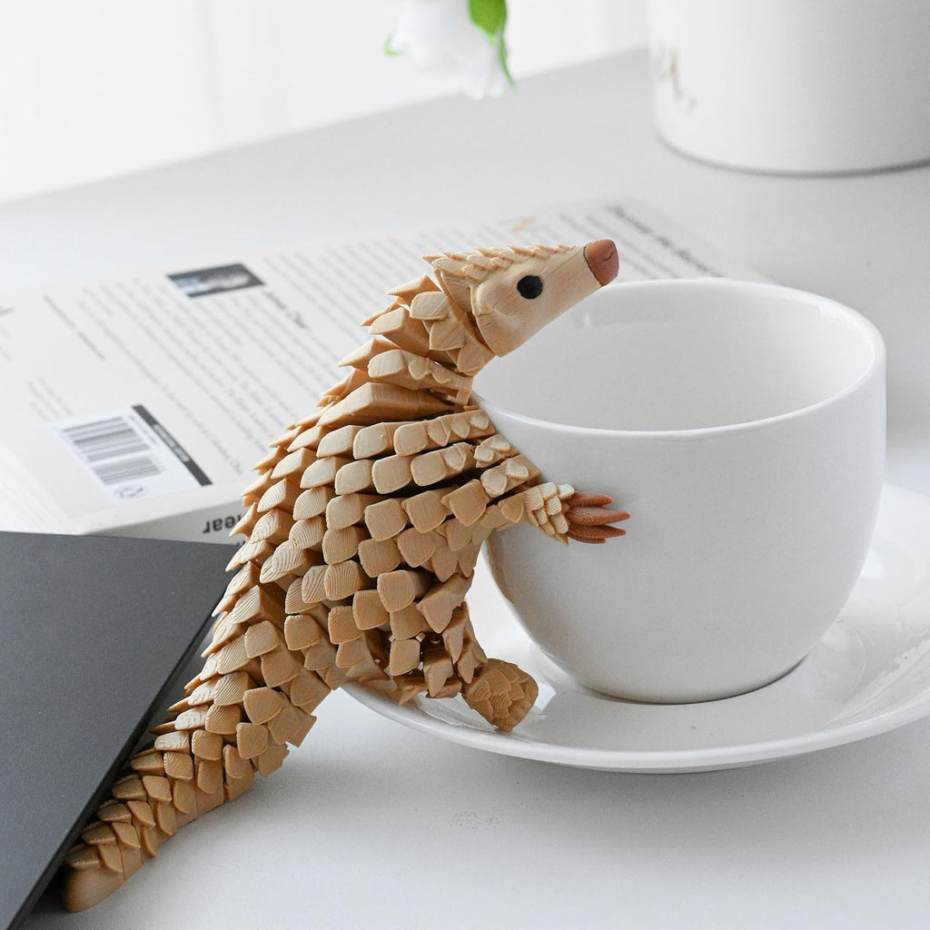 GemmiCho 7.68" Articulated 3D Printed Pangolin Toy – Realistic Scaled Fidget Figure for Stress Relief and Display