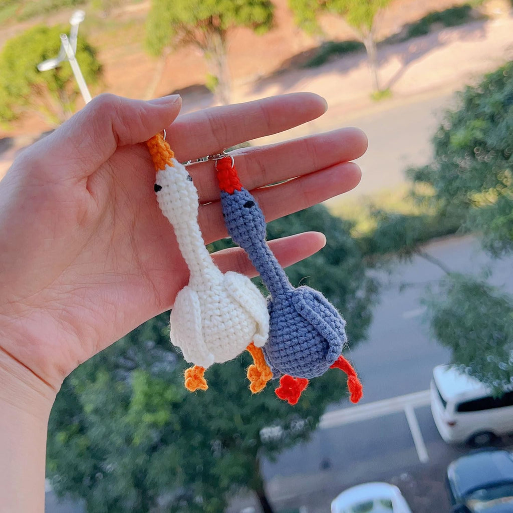 Handmade Crocheted White Goose Keychain – Soft Cotton Charm for Keys, Bags, or Couples Gift