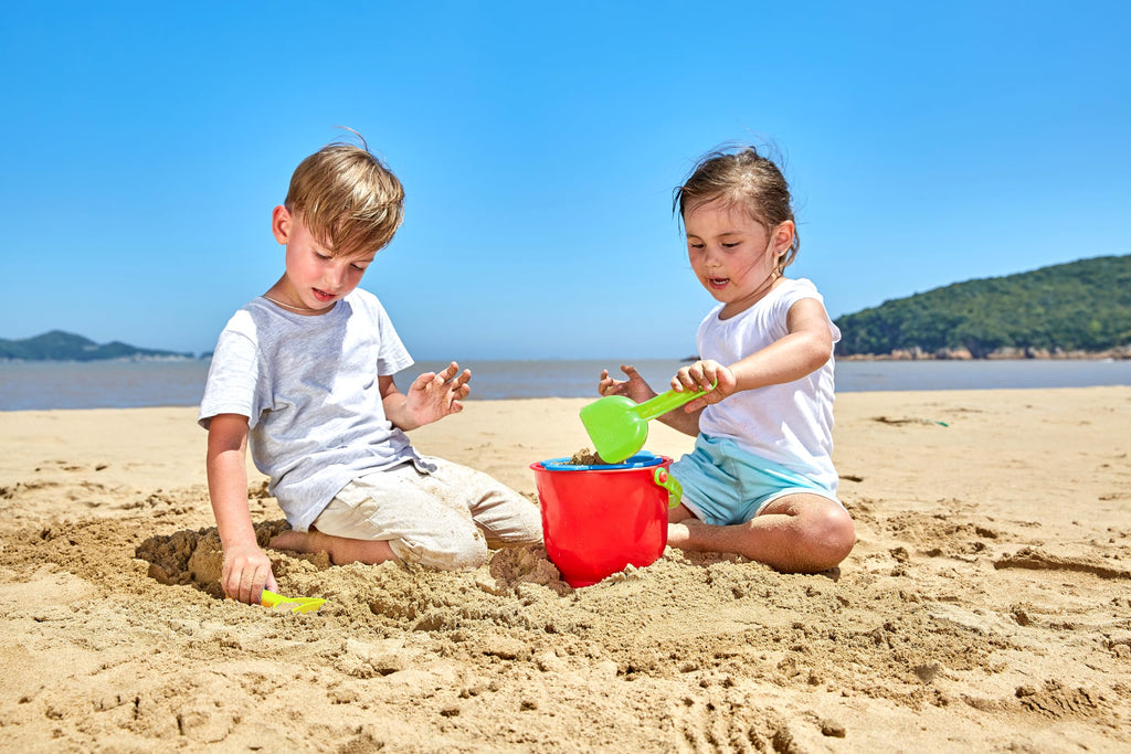 Hape Beach Basics Sand Toy Set – Bucket, Sifter, Rake, and Shovel for Toddlers 18M+