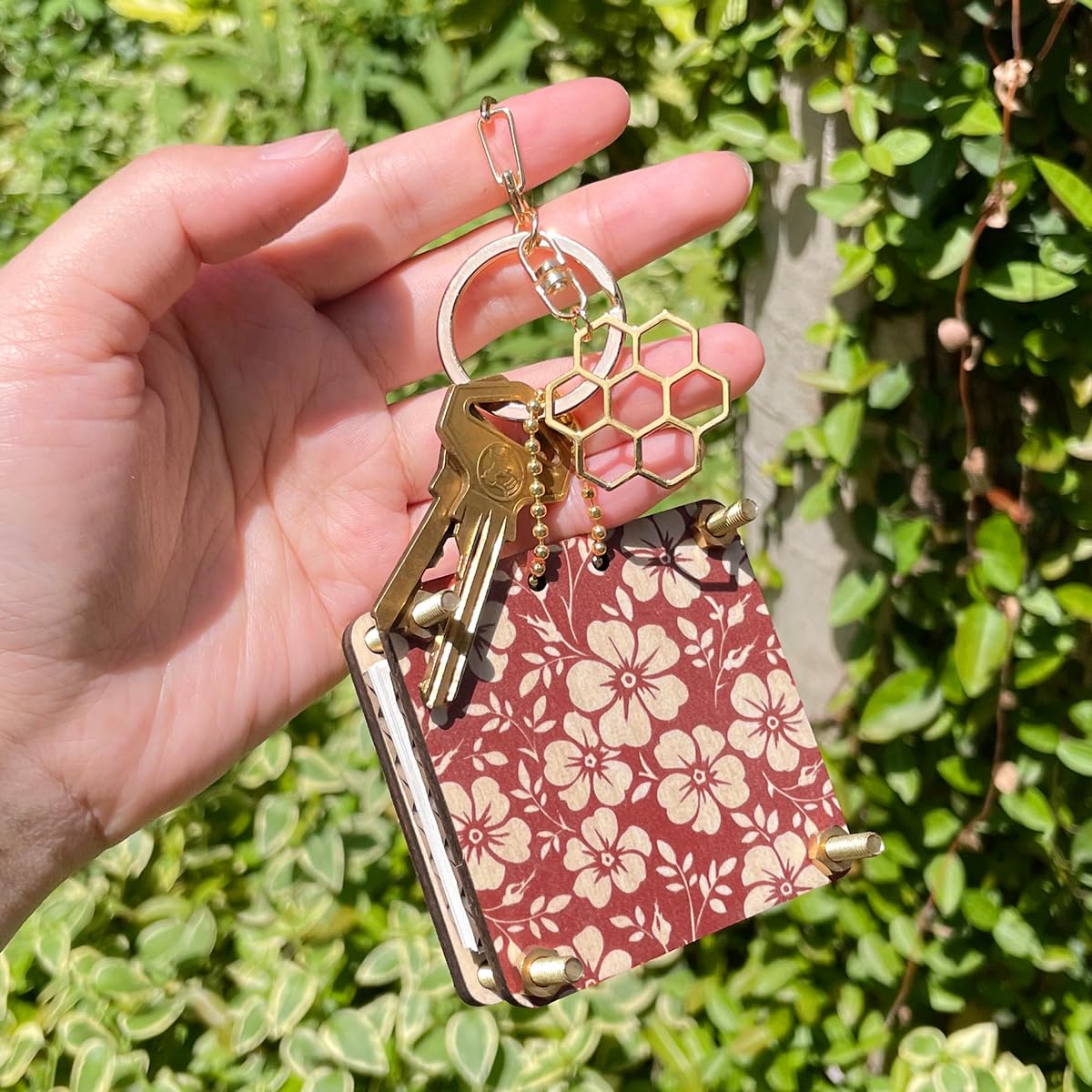 Happinit Mini Flower Press Kit – Gold Pocket-Sized Press for Drying Petals and Leaves (Micro Flower Pressing)