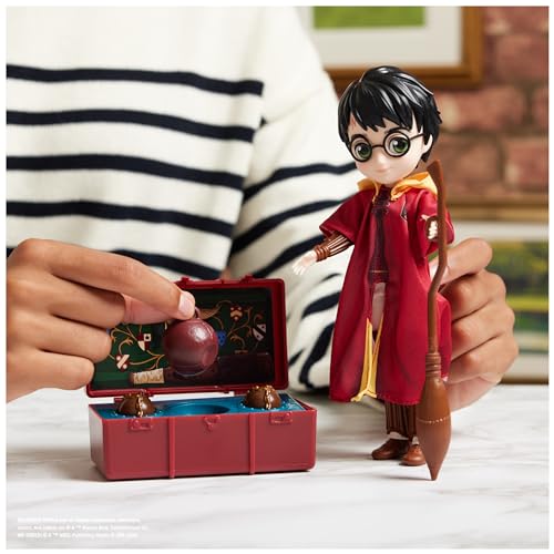 Harry Potter 8-Inch Quidditch Doll Gift Set – 11 Pieces with Robe & Accessories