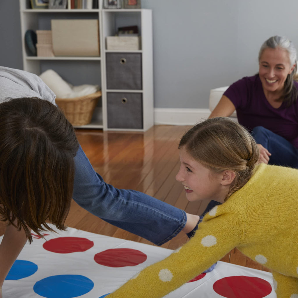 Hasbro Twister Party Game - Classic Family Board Game for 2-4 Players, Ages 6+