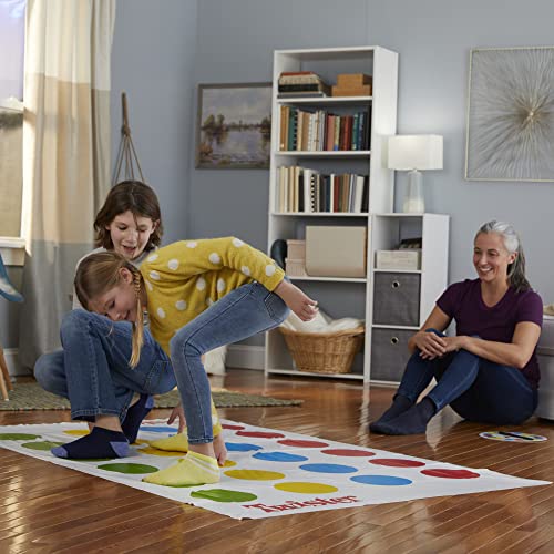 Hasbro Twister Party Game - Classic Family Board Game for 2-4 Players, Ages 6+