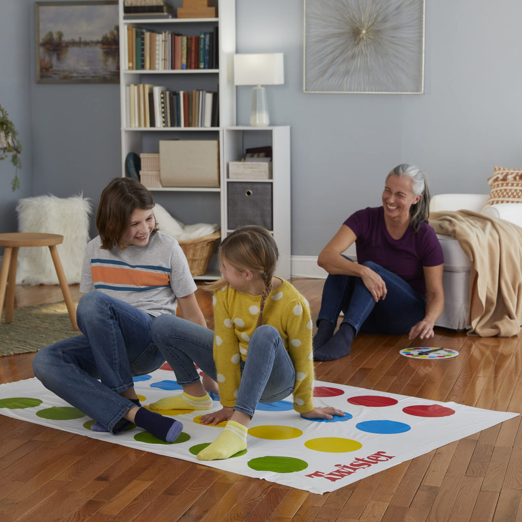 Hasbro Twister Party Game - Classic Family Board Game for 2-4 Players, Ages 6+