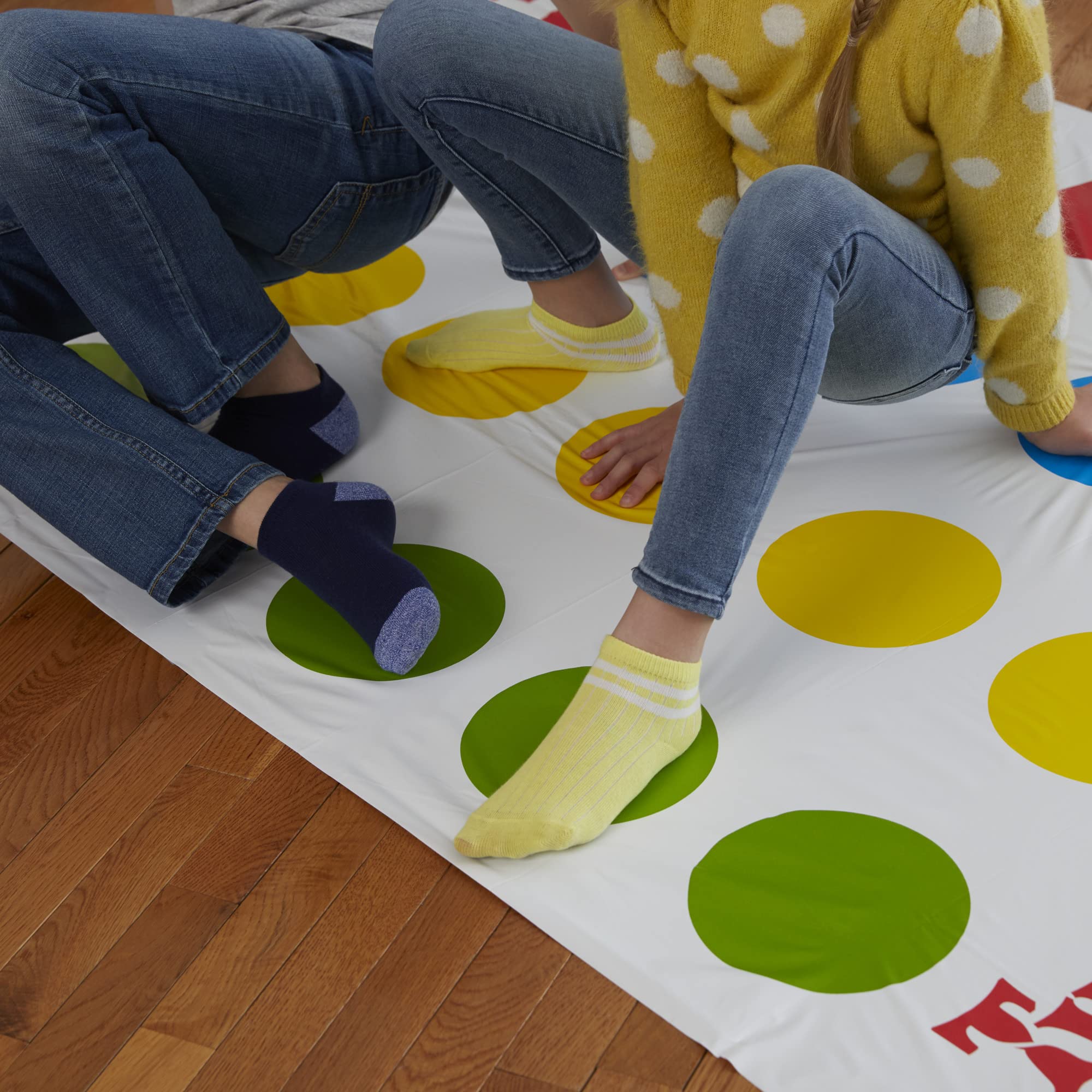 Hasbro Twister Party Game - Classic Family Board Game for 2-4 Players, Ages 6+